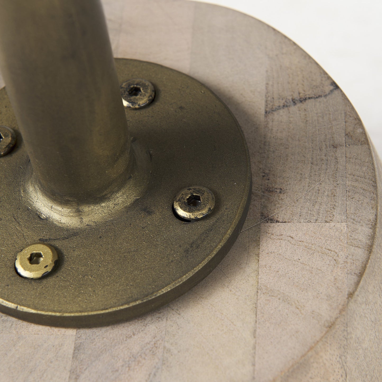 24" Beige Solid & Manufactured Wood Round End Table – Luxe Natural Collection